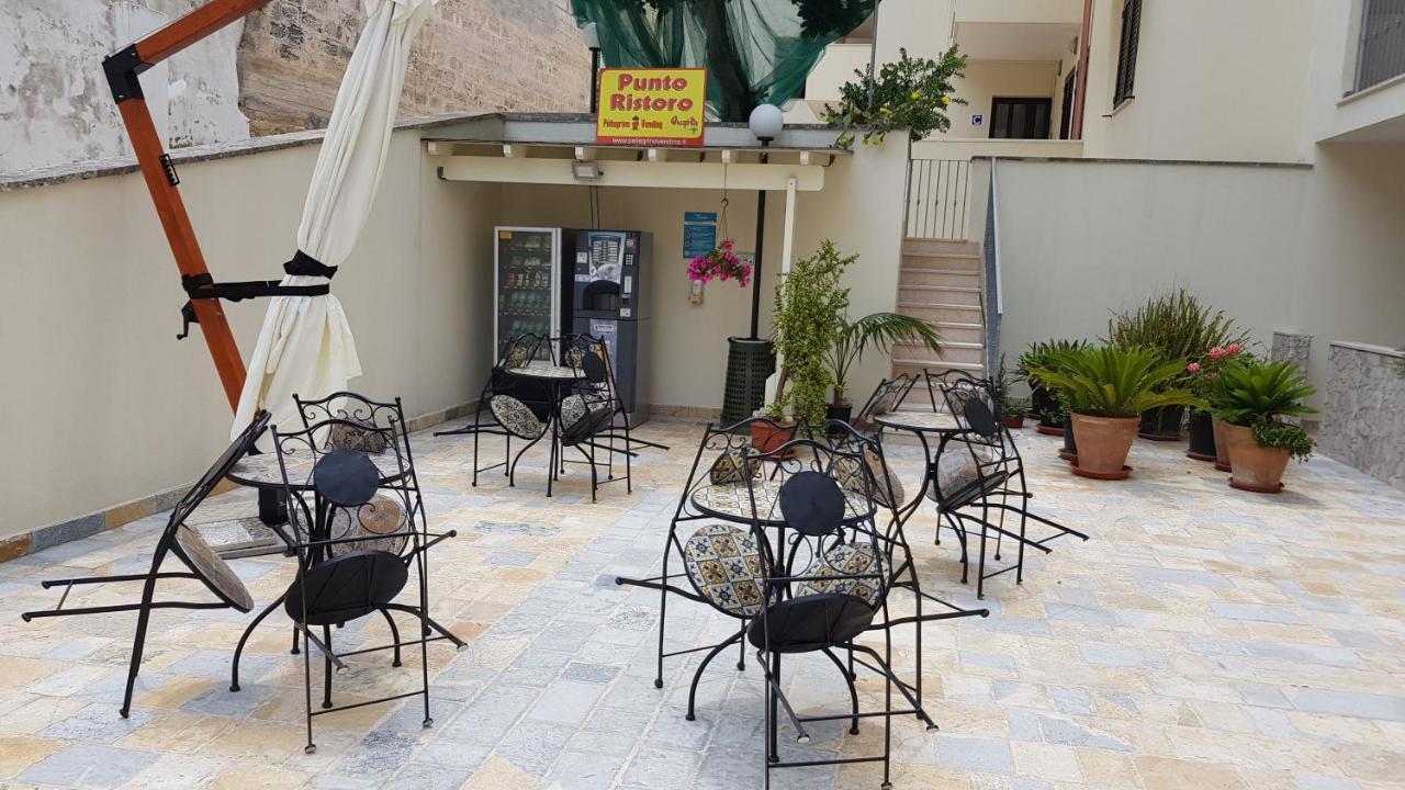 奥特朗托Catona House公寓式酒店 外观 照片